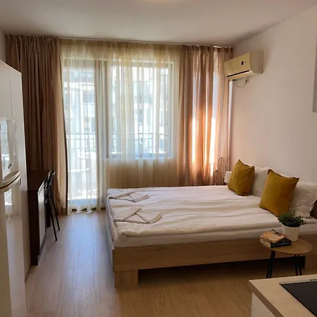 Apartmán Flora Park *